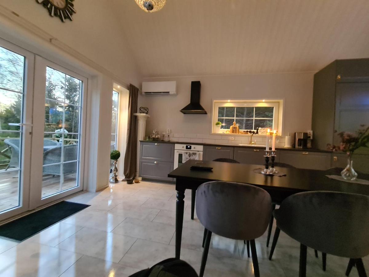 Tosthult Holiday Lonsboda Bagian luar foto
